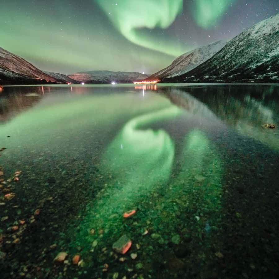 Tromsø Northern Lights Pioneer Tour with Photos Included