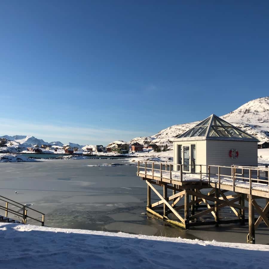 Tromsø Fjords and Sommarøy Islands Tour with Salmon Picnic